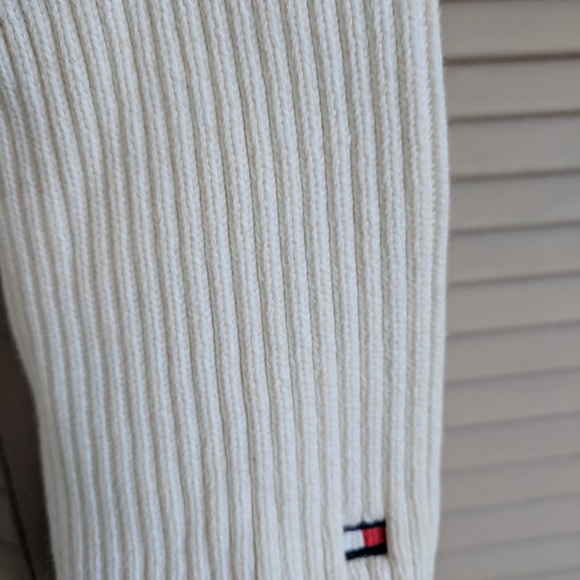 Sweater - Picture 2 of 4